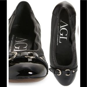 AGL Cap-toe flats